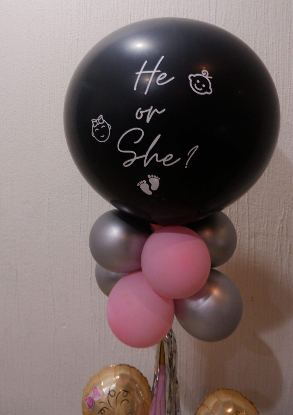 Gender Reveal Standing - Image 5