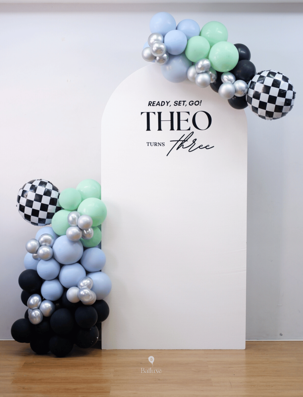 Simple Backdrop with Balloon Tower (backdrop + balloon tower) - Image 2