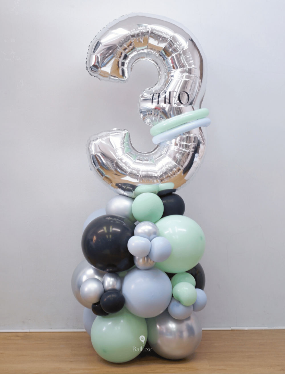 Simple Backdrop with Balloon Tower (backdrop + balloon tower) - Image 4