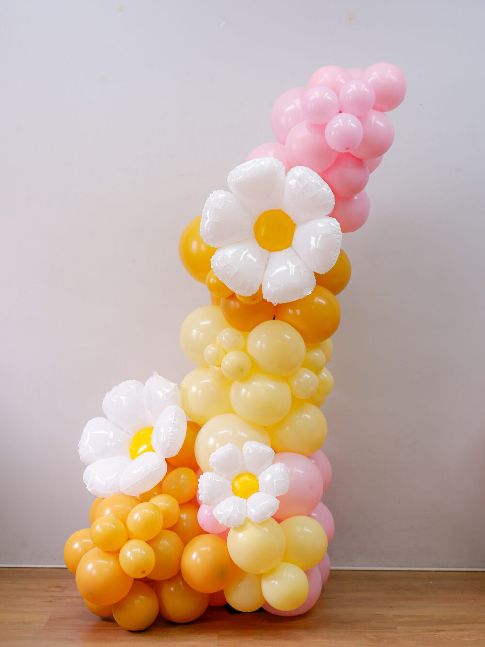 Daisy Garland - Image 2
