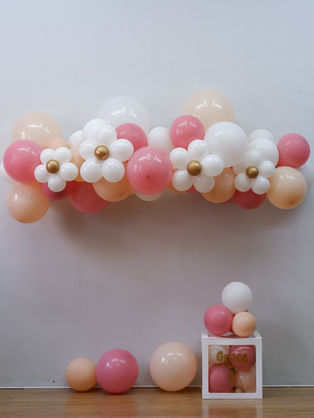 Garland and box Set